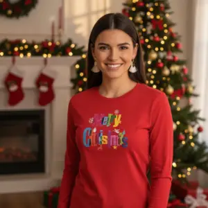 1760620084328516.png Коледна дамска червена блуза „Merry Christmas“ с цветна щампа