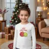 176068079419774.png Детска коледна бяла блуза с надпис „Merry Christmas“ и празнични играчки- за момиче и момче