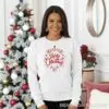 1761121450838497.jpg Коледна дамска ватирана бяла блуза с празнично послание Merry Christmas