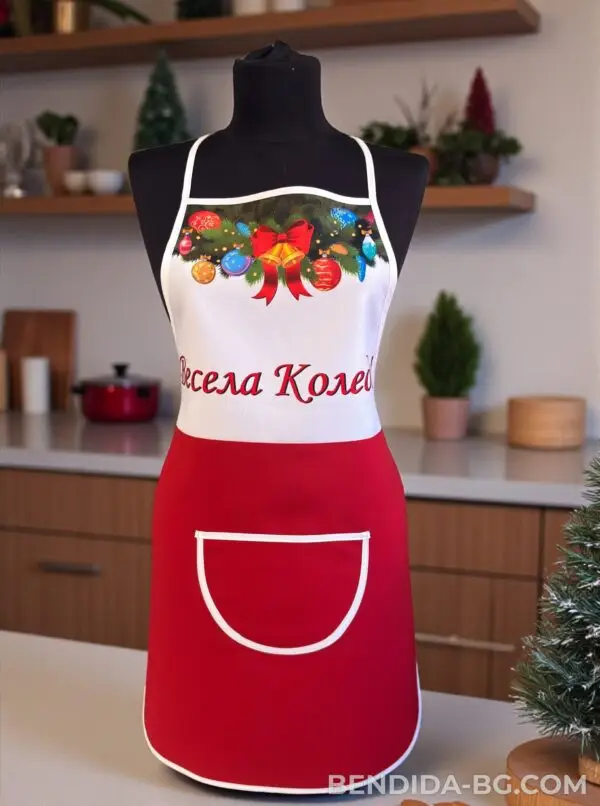 Коледна престилка -звън на камбанки и усмивки от брашно