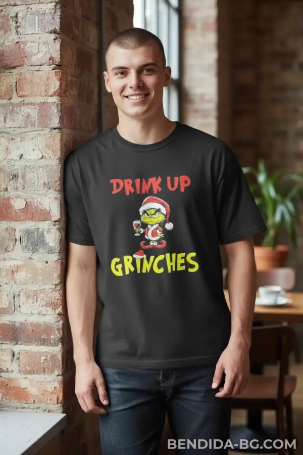Мъжка тениска -„Drink Up Grinches“