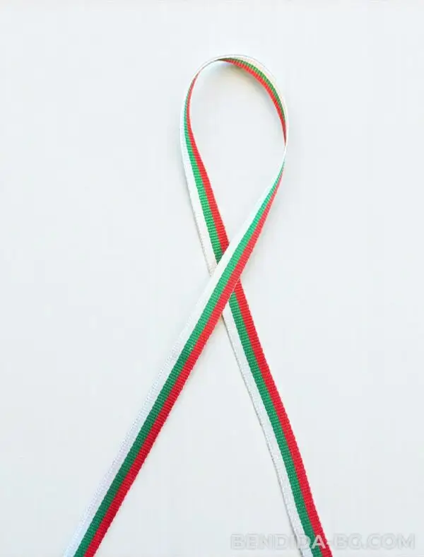 1sm-1.jpg Тъкана трикольорна лента с ширина 1 см.