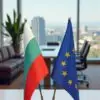 Двойна настолна стойка хром-никел със знамена по избор на клиента