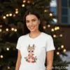 describe-a-change-18b7b499-0c27-4e39-b57c-a632cc58f40b.jpg Коледна дамска бяла тениска с еленче