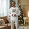 Коледна мъжка бяла блуза с надпис „Merry Christmas“ и рога на еленче