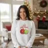 Коледна дамска ватирана бяла блуза с надпис „Merry Christmas“ и празнични играчки