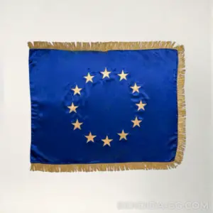 Луксозно двойно знаме на Европейски съюз с ресни от сатен с двустранно апликирани звезди 70/120см.