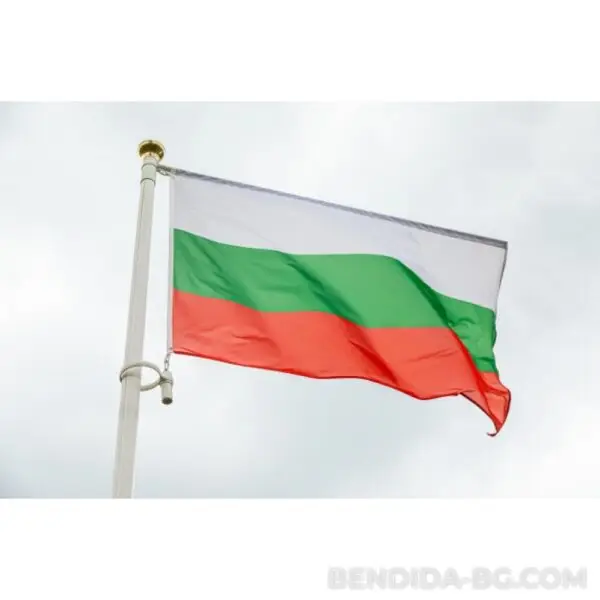 flag-bulgaria-daylight-against-sky_88135-6406-1000x1000w.jpg Алуминиев пилон за знаме с въртящо рамо тип Банер
