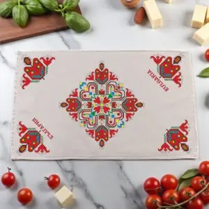 karpa-8.jpg Хавлиена кърпа с шевици „Момина хубост“ 30/50 см.