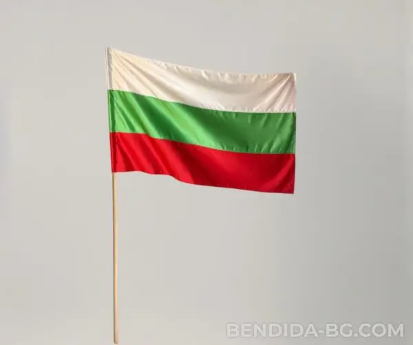 Луксозно сатенено знаме на България 70/120 см.с дървена дръжка 150 см.