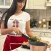 Престилка за готвене с  фолклорни шевици -  „Пролетни божури“